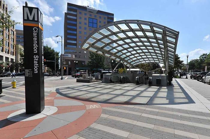 Clarendon metro